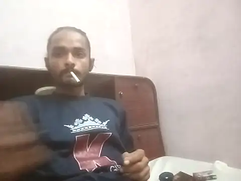 IamRentedBoybfriend online show from 10/28/25, 01:39