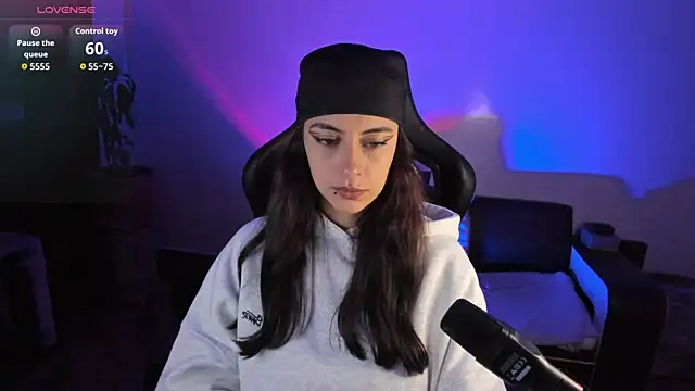 nala-saphir online show from 12/18/25, 08:08