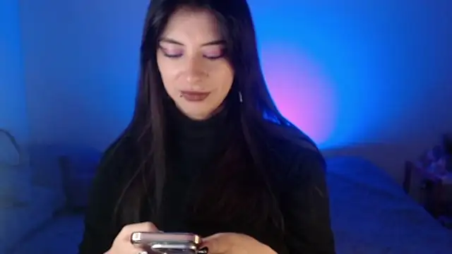 nala-saphir online show from 11/11/25, 05:24