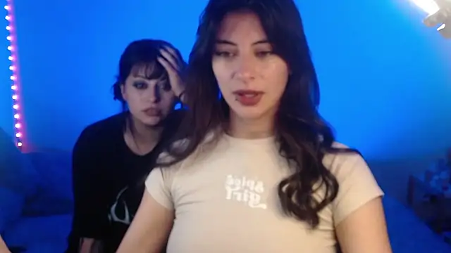 nala-saphir online show from 11/07/25, 05:12