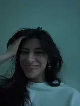 Snapshot of nala-saphir chatting on 01/17/26, 08:29 nala-saphir online show from 01/17/26, 08:29