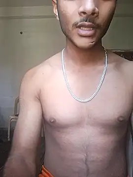 Snapshot of Strap92uf chatting on 03/09/25, 06:39 Strap92uf online show from 03/09/25, 06:39