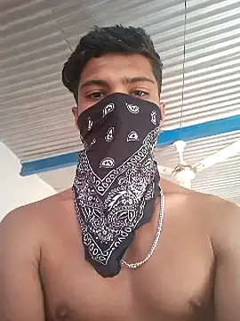 Snapshot of Strap92uf chatting on 01/14/25, 09:24 Strap92uf online show from 01/14/25, 09:24