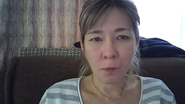 EllaJohnsonX online show from 01/12/25, 11:28