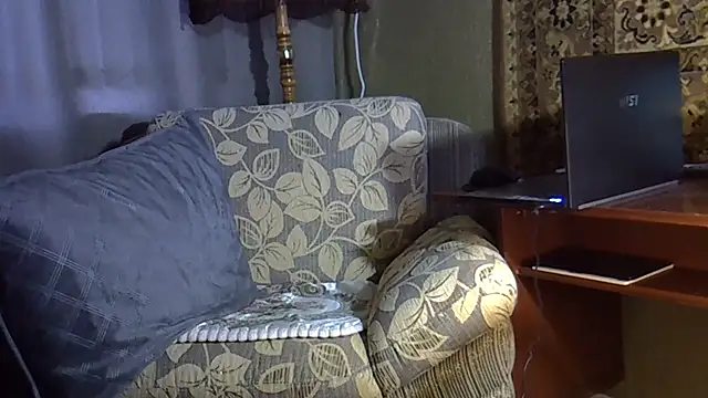 EllaJohnsonX online show from 04/09/26, 11:05