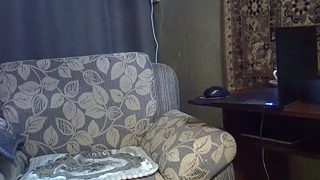 EllaJohnsonX online show from 04/11/26, 07:50