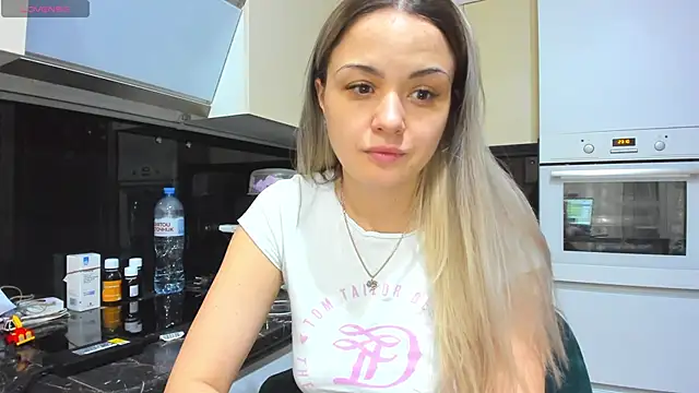 Mia   murrr online show from 02/22/26, 04:41