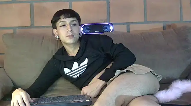 Alexa Cortes online show from 12/24/24, 08:22