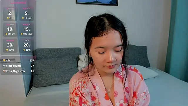 Maekko online show from 10/17/25, 07:48