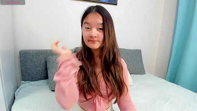 Maekko online show from 09/18/25, 02:25