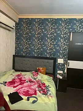 sunny49477 online show from 01/10/25, 11:00