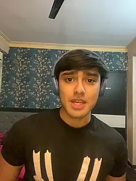 sunny49477 online show from 12/26/24, 05:40