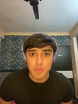 sunny49477 online show from 12/25/24, 07:45