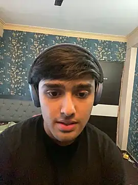 sunny49477 online show from 01/02/25, 08:06