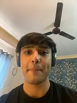 sunny49477 online show from 12/26/24, 04:43