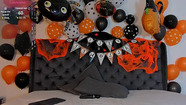 two milkyway online show from 10/15/25, 12:57