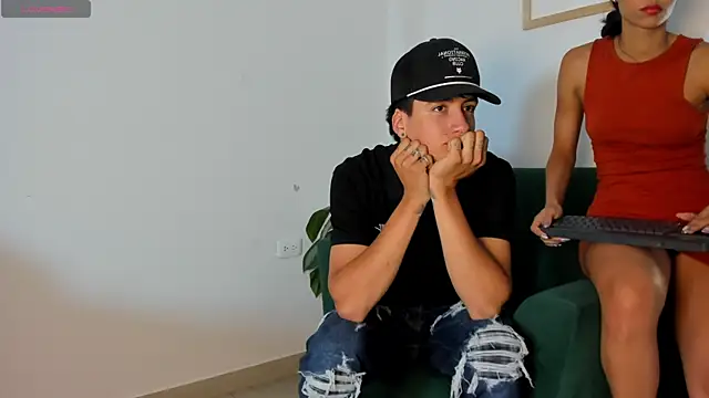 Snapshot of two_milkyway chatting on 11/07/25, 12:21 two milkyway online show from 11/07/25, 12:21