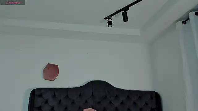 two milkyway online show from 05/04/26, 01:25