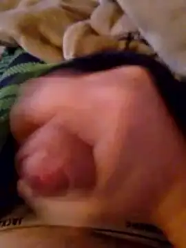 Snapshot of MaxiFabry chatting on 11/03/25, 10:02 MaxiFabry online show from 11/03/25, 10:02