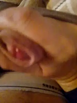 Snapshot of MaxiFabry chatting on 10/28/25, 09:25 MaxiFabry online show from 10/28/25, 09:25