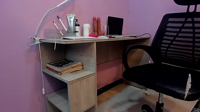 Samantha  cooper online show from 12/02/25, 11:12