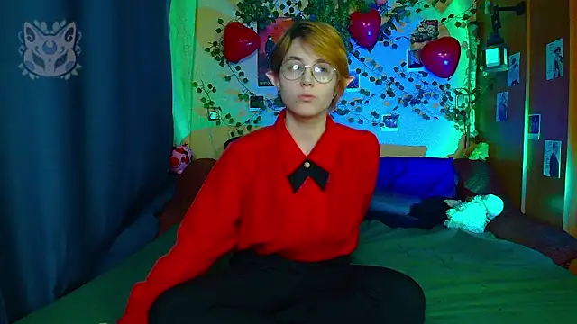 TrickyKitsune online show from 03/14/26, 06:36