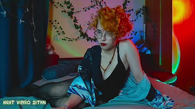 Snapshot of TrickyKitsune chatting on 03/06/25, 02:29 TrickyKitsune online show from 03/06/25, 02:29