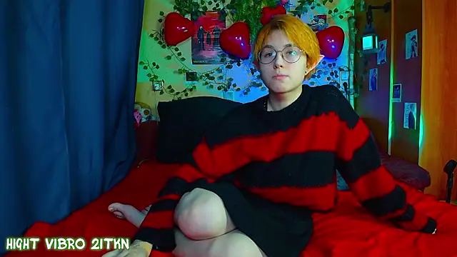 TrickyKitsune online show from 02/26/26, 03:34