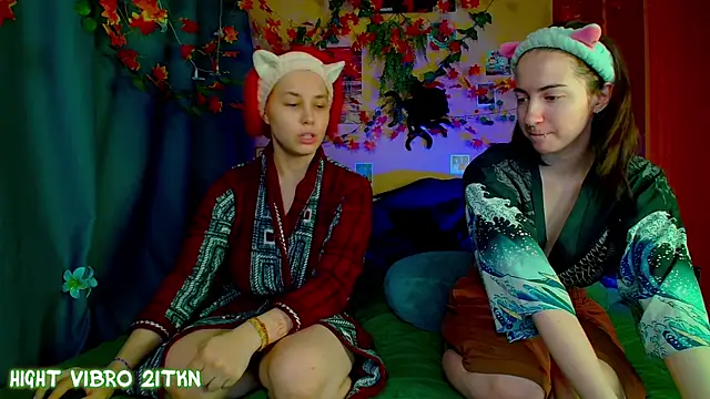 Snapshot of TrickyKitsune chatting on 11/02/25, 02:55 TrickyKitsune online show from 11/02/25, 02:55