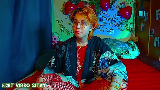 TrickyKitsune online show from 02/16/26, 05:00