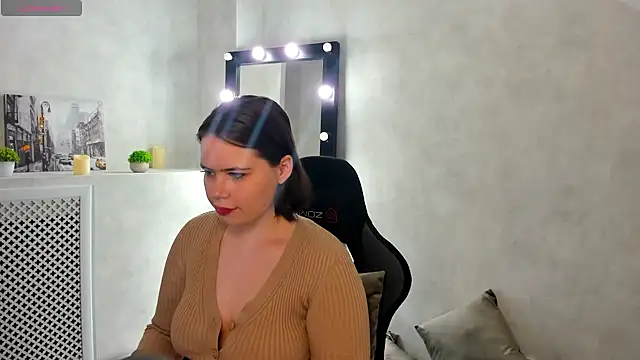 EricaElliott online show from 02/26/25, 01:03