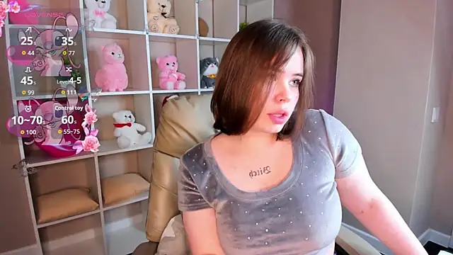 EricaElliott online show from 12/22/25, 10:37