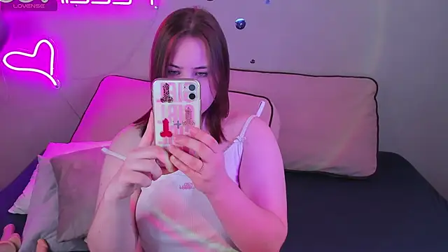 EricaElliott online show from 09/27/25, 08:20