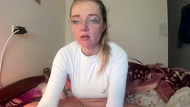 Magnetic Amy online show from 07/24/26, 10:55