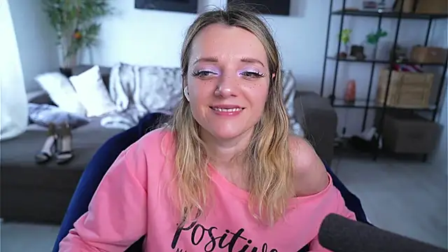 Magnetic Amy online show from 03/12/25, 11:32