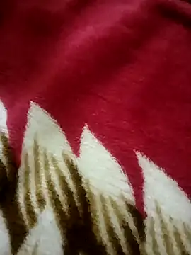 Snapshot of Coupleshow47 chatting on 03/19/25, 10:42 Coupleshow47 online show from 03/19/25, 10:42