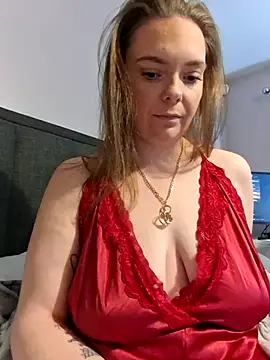 OFChloVIPxx online show from 02/19/26, 07:22