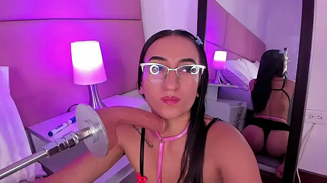 SammyMorales online show from 03/11/25, 03:56