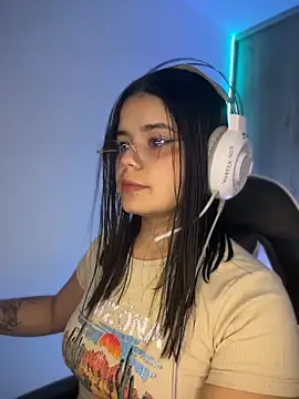 pretty angela1 online show from 04/08/26, 04:14