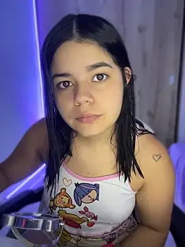 pretty angela1 online show from 04/25/26, 04:59