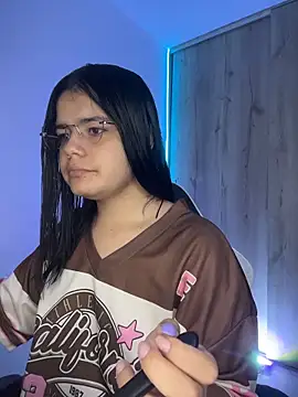 pretty angela1 online show from 04/02/26, 03:57