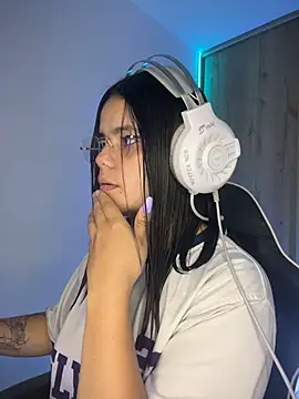 pretty angela1 online show from 04/07/26, 01:07