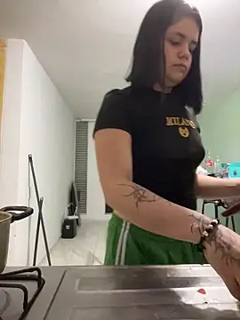 pretty angela1 online show from 12/05/25, 12:32