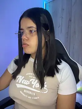 pretty angela1 online show from 04/04/26, 12:39