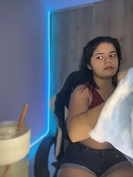 pretty angela1 online show from 04/19/26, 04:13