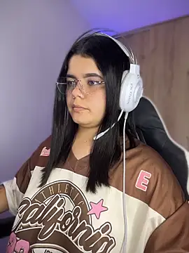 pretty angela1 online show from 04/12/26, 02:09