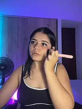 Snapshot of pretty_angela1 chatting on 06/19/26, 03:23 pretty angela1 online show from 06/19/26, 03:23