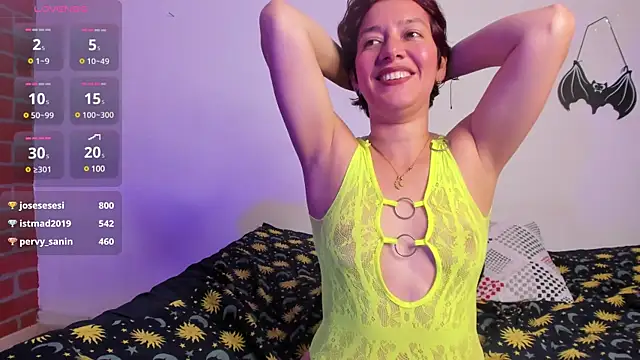 Snapshot of Laura_hellss chatting on 03/03/25, 11:14 Laura hellss online show from 03/03/25, 11:14