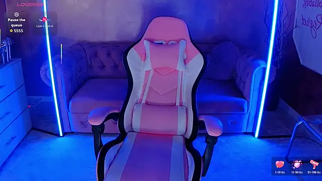 evanew  online show from 10/25/25, 05:02