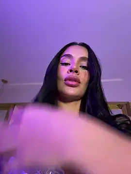 Karol Towers online show from 03/11/25, 09:48